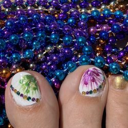 Cali Nails - Mardi Gras style Nails for New Orleans!
