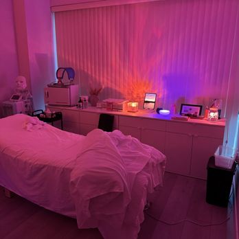 Sky Lo Vasco Esthetics - Relaxing vibes - Estheticians Near Me - Victorville, California Sky Lo Vasco Esthetics - Relaxing vibes - Estheticians Near Me - Victorville, California