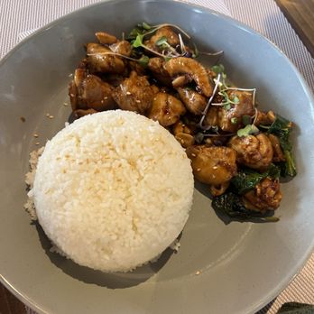 J.A.M Viet Kitchen & Bar - thai chicken - Vietnamese Near Me - Houston, Texas J.A.M Viet Kitchen & Bar - thai chicken - Vietnamese Near Me - Houston, Texas