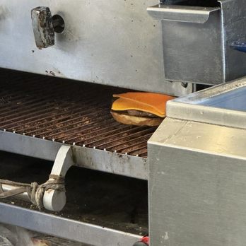 Hildebrandt's - Burger on the grill - Ice Cream & Frozen Yogurt Near Me - Williston Park, New York Hildebrandt's - Burger on the grill - Ice Cream & Frozen Yogurt Near Me - Williston Park, New York