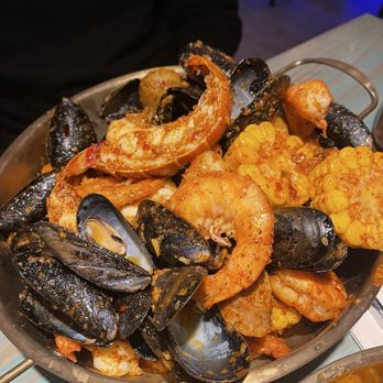 Baby Crab - Mommy - Mussels, 2 Lobster Tails, Shrimp, Corn, Potatoes, & Sausage - Seafood Near Me - Bronx, New York Baby Crab - Mommy - Mussels, 2 Lobster Tails, Shrimp, Corn, Potatoes, & Sausage - Seafood Near Me - Bronx, New York