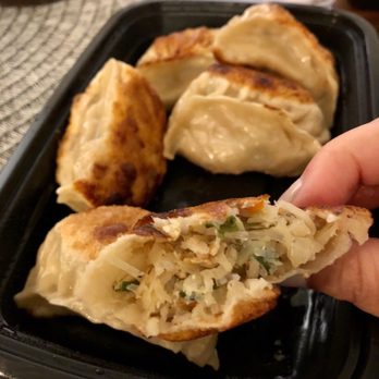 Momo Mee - Veggie dumplings - Pan Asian Near Me - Milwaukee, Wisconsin