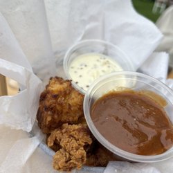 Red Maple Vineyard - Chicken bites