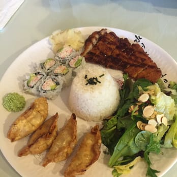 Roll Roll - 6 item combo $8.50 - Japanese Near Me - Los Angeles, California