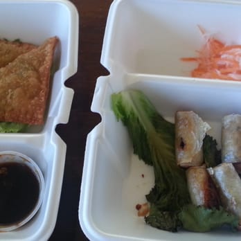 Saigon Restaurant - Mini egg rolls and chicken puff - Vietnamese Near Me - Tinley Park, Illinois Saigon Restaurant - Mini egg rolls and chicken puff - Vietnamese Near Me - Tinley Park, Illinois