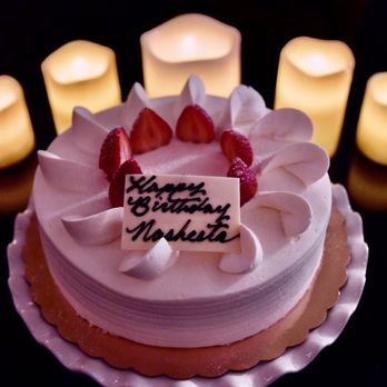 Belle's Bread - Strawberry cake - Bakeries Near Me - Columbus, Ohio