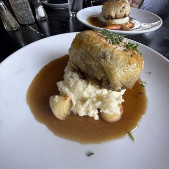 Rubys & Roses Restaurant - Filet Wellington - Cocktail Bars Near Me - Pleasanton, California Rubys & Roses Restaurant - Filet Wellington - Cocktail Bars Near Me - Pleasanton, California