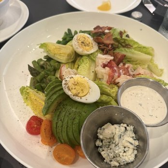 Fanny's - Lobster Cobb Salad $35 - Cocktail Bars Near Me - Los Angeles, California Fanny's - Lobster Cobb Salad $35 - Cocktail Bars Near Me - Los Angeles, California