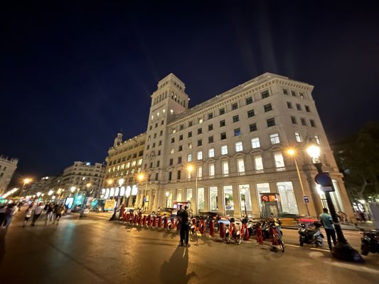 Plaça de Catalunya by null