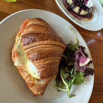 Mildred's Temple Kitchen - Veda's Choice (another  angle showing the salmon) - Breakfast & Brunch Near Me - Toronto, Ontario
