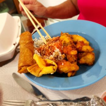 Chinatown Restaurant - Combo dish, wings, fried wontons, rice and egg roll - Chinese Near Me - Naples, Florida Chinatown Restaurant - Combo dish, wings, fried wontons, rice and egg roll - Chinese Near Me - Naples, Florida