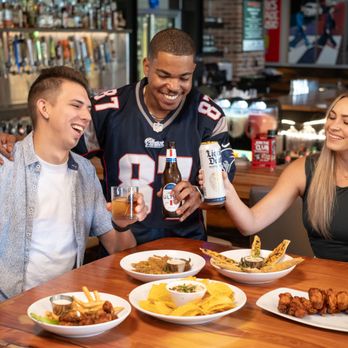 Rock & Brews - Grapevine - Burgers Near Me - Grapevine, Texas Rock & Brews - Grapevine - Burgers Near Me - Grapevine, Texas