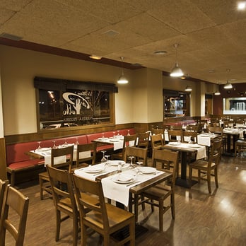 La Mano de Pablo - Comedor - Pizza Near Me - Madrid, M