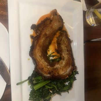 Vin 909 - New American Near Me - Annapolis, Maryland