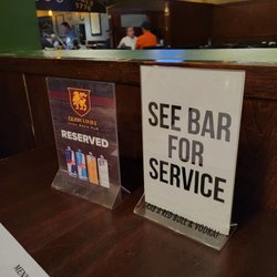 Dubh Linn Irish Brew Pub - Fun..