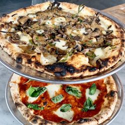 Pizzeria Vetri - Shroom and margherita