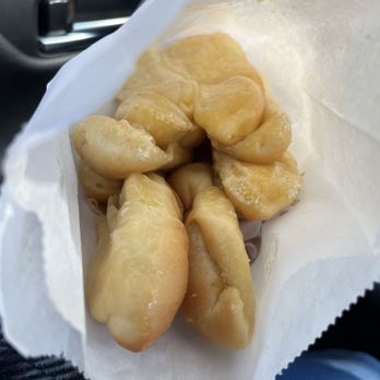 Starbread Bakery - 10 pcs seniorita. Looked a bit undercooked - Bakeries Near Me - Cerritos, California