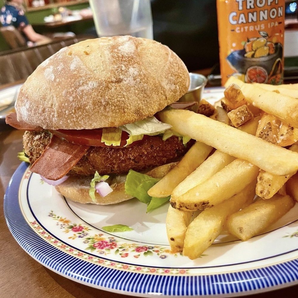 DC Vegan - Vegan Club Chicken sandwich - Vegan Near Me - Washington, DC, District of Columbia