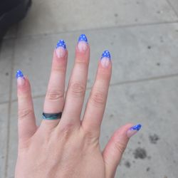 T.T Nail Lounge
