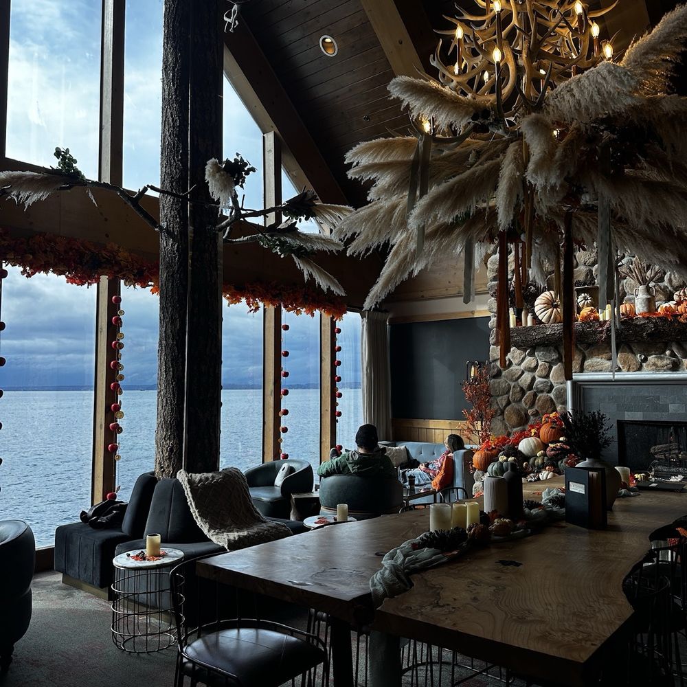 Six Seven Restaurant - Pretty views - New American Near Me - Seattle, Washington Six Seven Restaurant - Pretty views - New American Near Me - Seattle, Washington