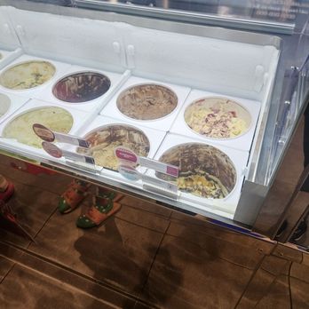 Baskin Robbins - Ice cream flavors - Ice Cream & Frozen Yogurt Near Me - Panorama City, California