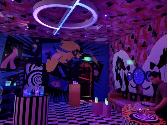 Meow Wolf Houston's Radio Tave by null