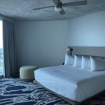 Max Beach Resort - Master bedroom. - Hotels Near Me - Dayton Beach Shores, Florida