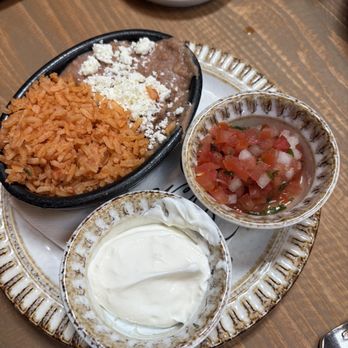 Elena's Mexican Restaurant - Rice, beans, sour cream and pico de gallo for fajitas - American Near Me - San Francisco, California Elena's Mexican Restaurant - Rice, beans, sour cream and pico de gallo for fajitas - American Near Me - San Francisco, California