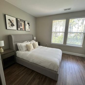 Grace & Ground - Hotel style bed making - Home Cleaning Near Me - Hillsborough, North Carolina Grace & Ground - Hotel style bed making - Home Cleaning Near Me - Hillsborough, North Carolina