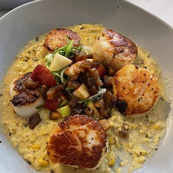 Spinners Rooftop Grille - Scallops over creamed corn. - Lounges Near Me - St. Pete Beach, Florida Spinners Rooftop Grille - Scallops over creamed corn. - Lounges Near Me - St. Pete Beach, Florida