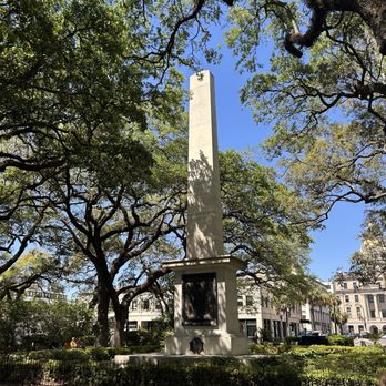 Johnson Square - Landmarks & Historical Buildings Near Me - Savannah, Georgia Johnson Square - Landmarks & Historical Buildings Near Me - Savannah, Georgia