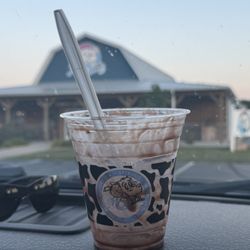 MOO-ville - The Udder Store - Ice cream small Sunday cup that was good to the bottom