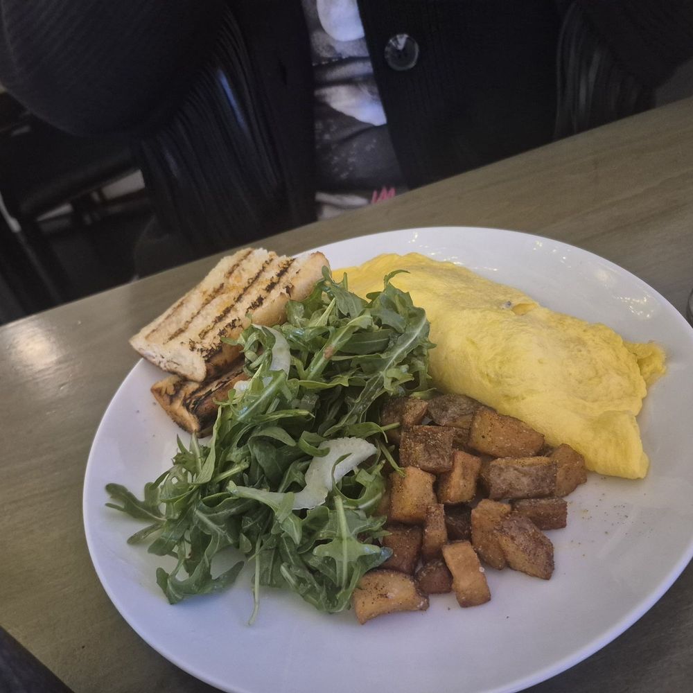 Truffle steak and cheese omelette