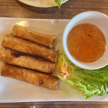 Bone & Broth - Egg roll - Vietnamese Near Me - Ontario, California