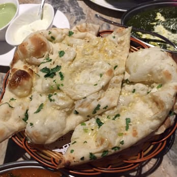 Chaky's Public House - Garlic naan (2 orders) - Indian Near Me - Hong Kong, HK