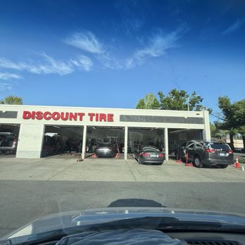 Discount Tire - Won't ever come back here - Tires Near Me - Seattle, Washington Discount Tire - Won't ever come back here - Tires Near Me - Seattle, Washington
