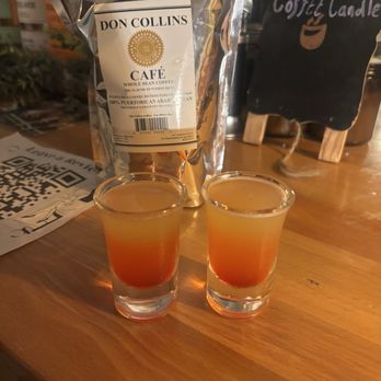 Don Collins - Pineapple Upside Down Cake shots - Tobacco Shops Near Me - San Juan, Puerto Rico Don Collins - Pineapple Upside Down Cake shots - Tobacco Shops Near Me - San Juan, Puerto Rico