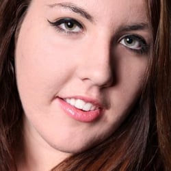 Lyndsey Roberts Photography - Studio Portraits