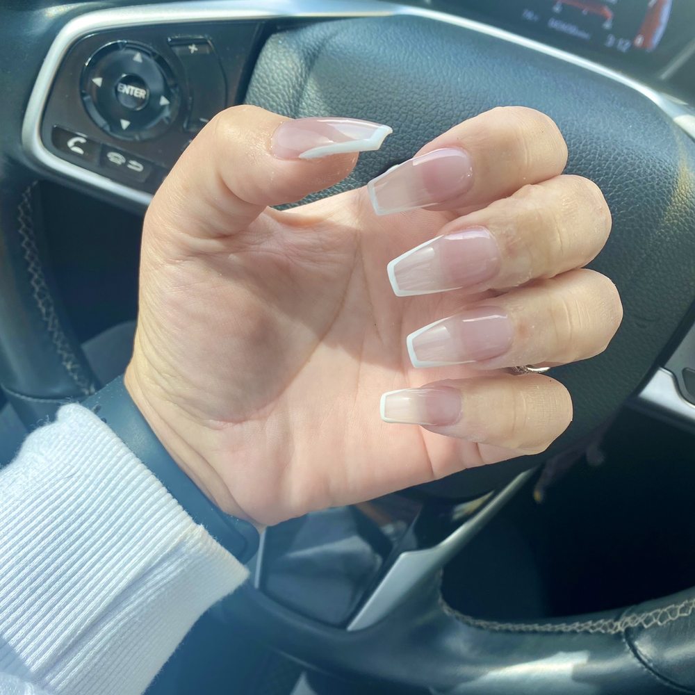 Trill Nail Parlor - Nails by Kevin - Nail Salons Near Me - Bellflower, California