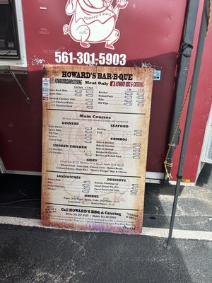 Howard's BBQ Photos
