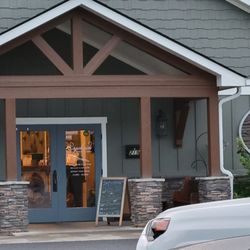 Creekside Oyster House & Grill