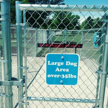 Halvorsen Park - Large dog gate - Dog Parks Near Me - Manitowoc, Wisconsin