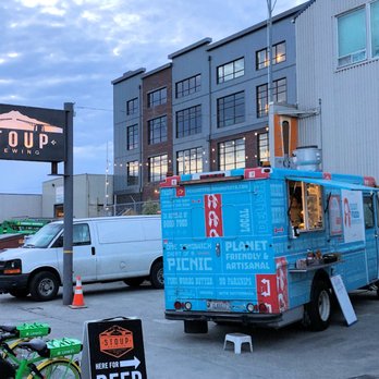 Stoup Brewing - Food Truck outside - Breweries Near Me - Seattle, Washington Stoup Brewing - Food Truck outside - Breweries Near Me - Seattle, Washington