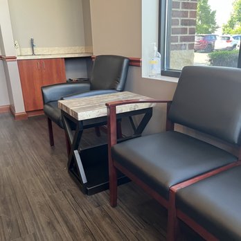 Tri-State Oral & Maxillofacial Surgery - Waiting Area - General Dentistry Near Me - Hebron, Kentucky