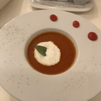 Leonardo - Italian Near Me - Hanover, NI