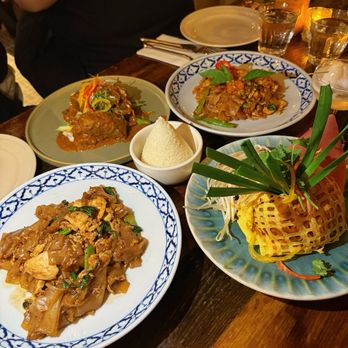 Thai Villa - Thai Near Me - New York, New York Thai Villa - Thai Near Me - New York, New York