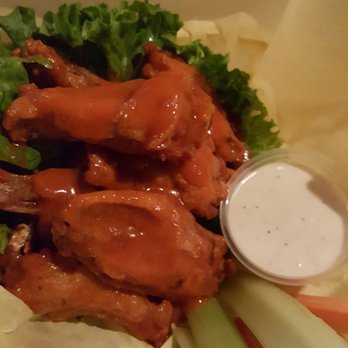 R Bar - Buffalo wings. Not bad! - Lounges Near Me - Los Angeles, California R Bar - Buffalo wings. Not bad! - Lounges Near Me - Los Angeles, California