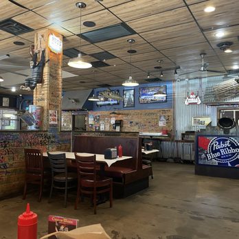 Angry Crab Shack - Interior - Cajun/Creole Near Me - Phoenix, Arizona Angry Crab Shack - Interior - Cajun/Creole Near Me - Phoenix, Arizona