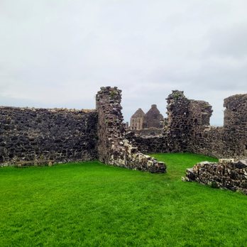 Dunluce Castle - Part of the remains - Castles Near Me - Bushmills, MYL Dunluce Castle - Part of the remains - Castles Near Me - Bushmills, MYL