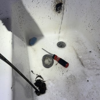 Urgent LA Plumbing - Look at all of that hair that came out of the drain. - Plumbing Near Me Urgent LA Plumbing - Look at all of that hair that came out of the drain. - Plumbing Near Me